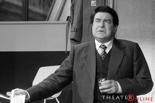 Anthony Marriott - Alistair Foot: Csak semmi szexet kérem, angolok vagyunk, rendező: Szalma Dorotty – Vidám Színpad