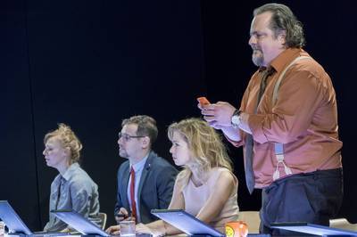 Bocs, félrement! Bocs, félrement!